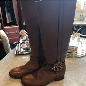 Tory Burch Amanda writing boot size 6
